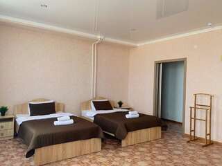 Отель Гостиница Павлодар Павлодар Двухместный номер с 2 отдельными кроватями и видом на город-3
